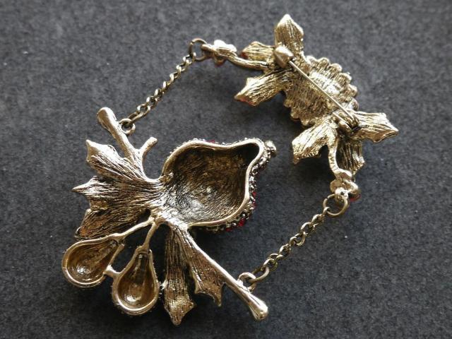 新品 アンティーク調ゴシックストーン鸚鵡ブローチ  < 女性アクセサリー/時計  新品 アンティーク調ゴシックストーン鸚鵡ブローチ  < 女性アクセサリー/時計の