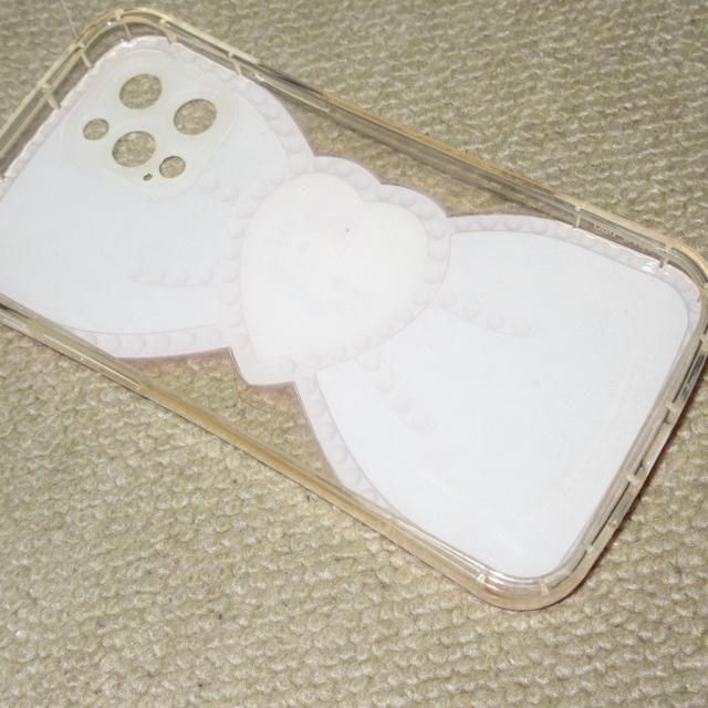 未使用☆ハローキティ*リボンモチーフ*iPhone12 /12 Pro用ケース(クリア系) < 家電/AV 未使用☆ハローキティ*リボンモチーフ*iPhone12 /12 Pro用ケース(クリア系) < 家電/AVの