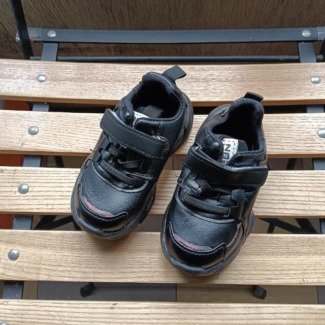 新品 15cm スニーカー ブラック 子供靴 キッズ 靴 シューズ < キッズ/ベビー  新品 15cm スニーカー ブラック 子供靴 キッズ 靴 シューズ  < キッズ/ベビーの