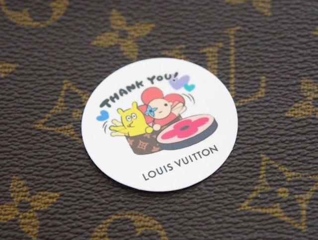 ルイヴィトン ノベルティ シール ステッカー ヴィヴィエンヌちゃん リスのチロル LOUIS VUITTON【正規品】 < ブランド ルイヴィトン ノベルティ シール ステッカー ヴィヴィエンヌちゃん リスのチロル LOUIS VUITTON【正規品】 < ブランドの
