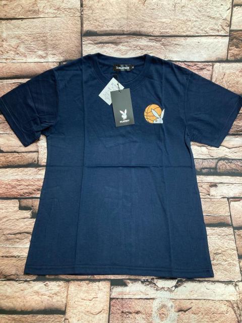 送料無料!人気ブランド【プレイボーイ】プリント入り男女兼用 綿混半袖TシャツB(画像から)1枚 < 男性ファッション 送料無料!人気ブランド【プレイボーイ】プリント入り男女兼用 綿混半袖TシャツB(画像から)1枚 < 男性ファッションの