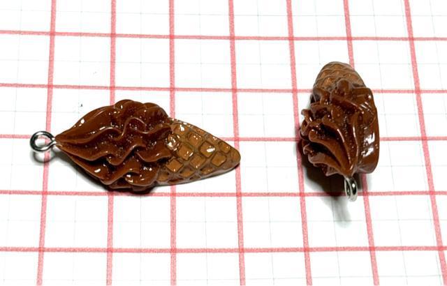601 わりとリアルなソフトクリーム 1個 チョコ味 樹脂チャーム アクセサリーパーツ デザート スイーツ < ペット/手芸/園芸 601 わりとリアルなソフトクリーム 1個 チョコ味 樹脂チャーム アクセサリーパーツ デザート スイーツ < ペット/手芸/園芸の