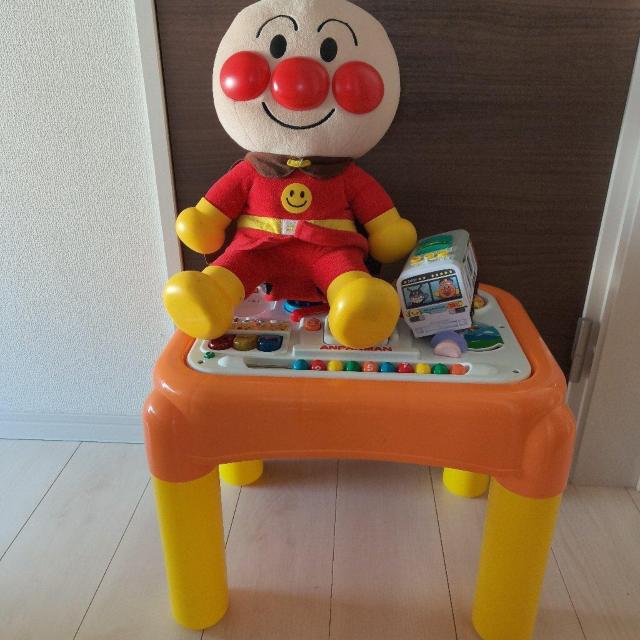 アンパンマン ぬいぐるみ おもちゃテーブルセット < おもちゃ アンパンマン ぬいぐるみ おもちゃテーブルセット < おもちゃの