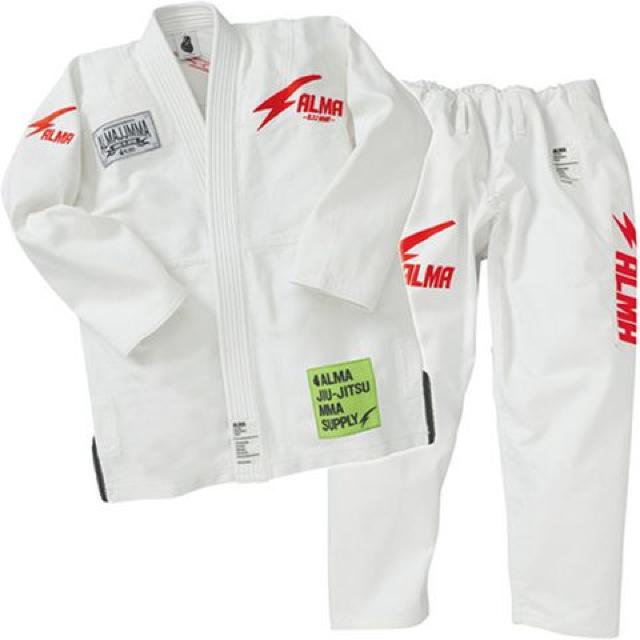 A}ALMA _p _p T_[ THUNDER Y_p JU7  W[/X|[c 