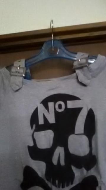 16*新品*スカル*肩出しTシャツ < 女性ファッション  16*新品*スカル*肩出しTシャツ < 女性ファッションの