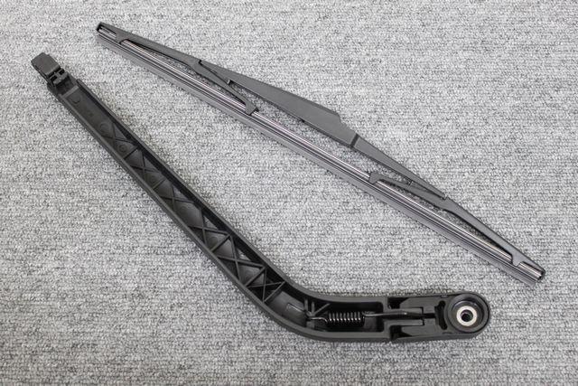 汎用リアワイパー トヨタ ダイハツタイプ ワイパーブレード < 自動車/バイク 汎用リアワイパー トヨタ ダイハツタイプ ワイパーブレード < 自動車/バイク