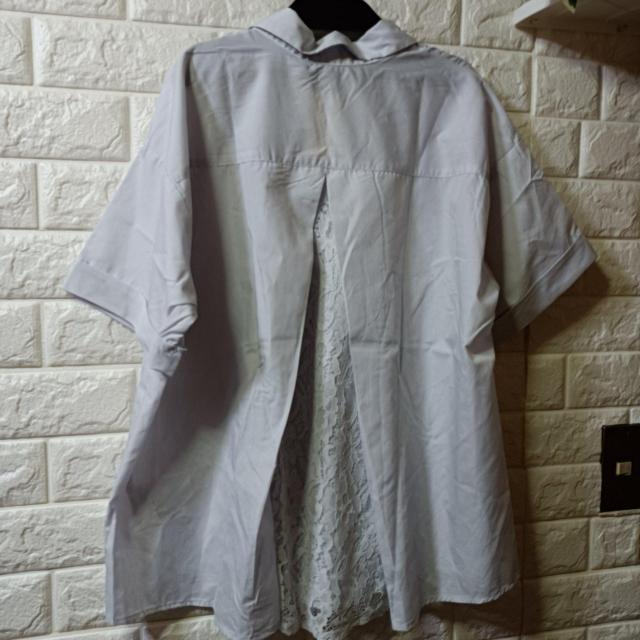 earth music&ecology★新品★後ろ一部レースのスキッパー < ブランド  earth music&ecology★新品★後ろ一部レースのスキッパー < ブランドの