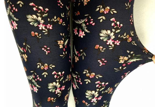 送料無料 レディース  7分丈 可愛い草花柄 レギンス パンツ 夏レギンス ダークブルー < 女性ファッション  送料無料 レディース  7分丈 可愛い草花柄 レギンス パンツ 夏レギンス ダークブルー < 女性ファッションの