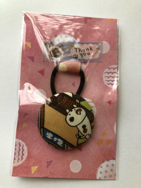 ハンドメイド ヘアゴム 特大 くるみボタン かわいいねこちゃん バッグチャーム プレゼント < 女性ファッション  ハンドメイド ヘアゴム 特大 くるみボタン かわいいねこちゃん バッグチャーム プレゼント  < 女性ファッションの