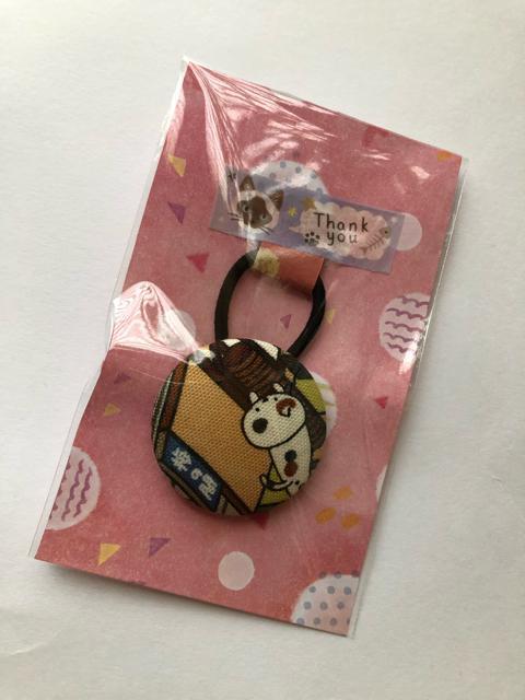 ハンドメイド ヘアゴム 特大 くるみボタン かわいいねこちゃん バッグチャーム プレゼント < 女性ファッション  ハンドメイド ヘアゴム 特大 くるみボタン かわいいねこちゃん バッグチャーム プレゼント < 女性ファッションの