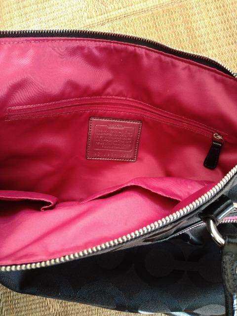 正規品 コーチ COACH オプアート柄 チャーム3付きトートバッグ 黒 < ブランド 正規品 コーチ COACH オプアート柄 チャーム3付きトートバッグ 黒 < ブランドの