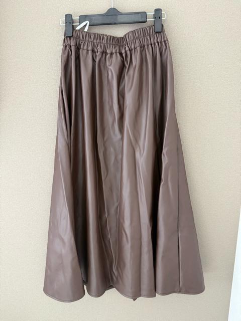 未使用 フェイクレザー フレアスカート ブラウン M < 女性ファッション 未使用 フェイクレザー フレアスカート ブラウン M < 女性ファッションの