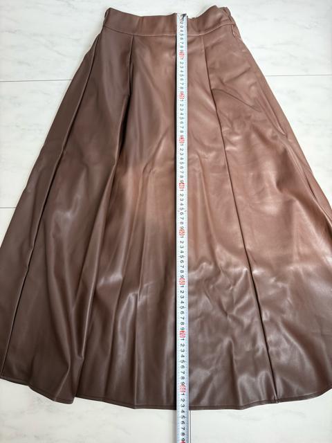 未使用 フェイクレザー フレアスカート ブラウン M < 女性ファッション 未使用 フェイクレザー フレアスカート ブラウン M < 女性ファッションの