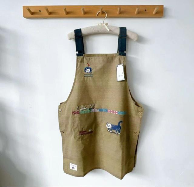 エプロン ワーク おしゃれ かわいい かぶるだけエプロン 大きめポケット付き キッチン ガーデニング 保育園 体型カバー ベージュ < インテリア/ライフ エプロン ワーク おしゃれ かわいい かぶるだけエプロン 大きめポケット付き キッチン ガーデニング 保育園 体型カバー ベージュ < インテリア/ライフの