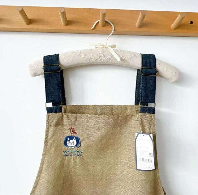 エプロン ワーク おしゃれ かわいい かぶるだけエプロン 大きめポケット付き キッチン ガーデニング 保育園 体型カバー ベージュ < インテリア/ライフ エプロン ワーク おしゃれ かわいい かぶるだけエプロン 大きめポケット付き キッチン ガーデニング 保育園 体型カバー ベージュ < インテリア/ライフの