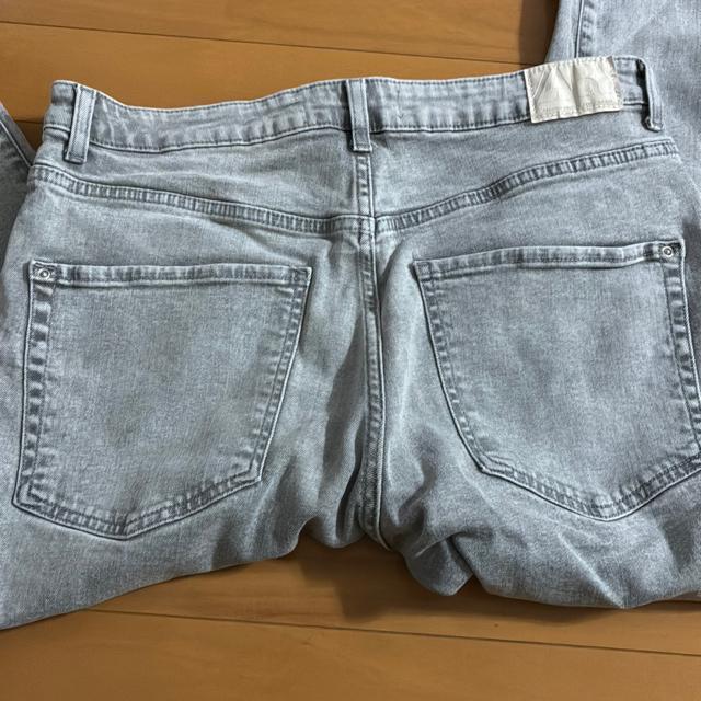 ZARAデニムパンツ < ブランド ZARAデニムパンツ < ブランドの