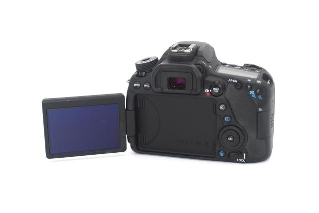 SD�J�[�h�t����Wi-Fi�@�\���ځ�Canon 80D �{�f�B�� �� �Ɠd/AV�� 