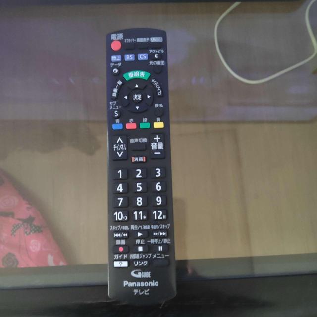 Panasonic �t���e���r 49�^�N���X ���������R���t�� ����m�F�ς� �� �Ɠd/AV�� 