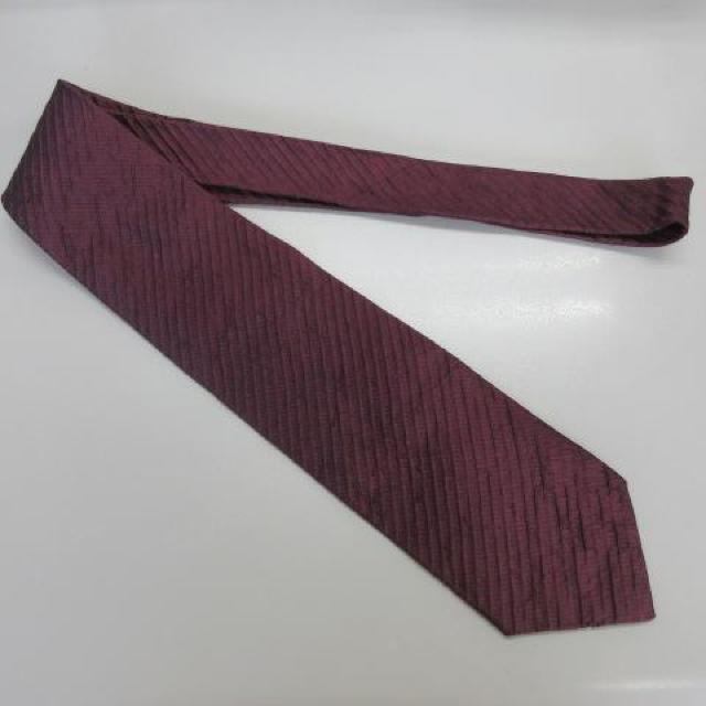 �� �P�[�e�B�[�v�[���I�� KT POUR HOMME �l�N�^�C �V���N100�� �� �j���t�@�b�V������ 