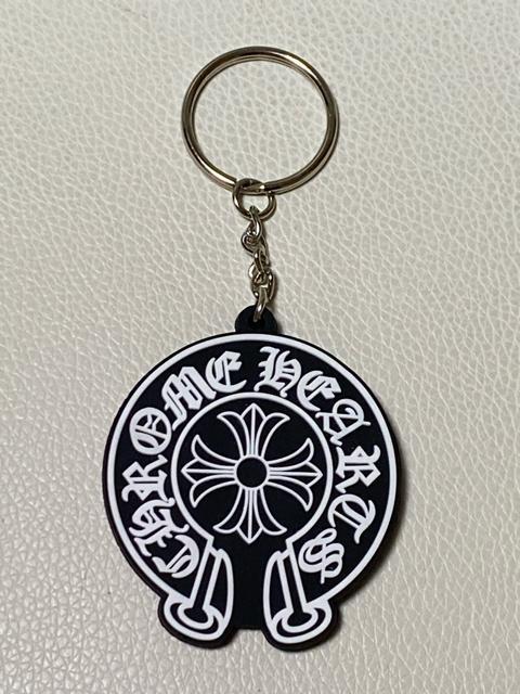 �y1�zch�z�[�X�V���[���N���X�����o�[�`���[���L�[�z���_�[ �� �j���t�@�b�V������ 