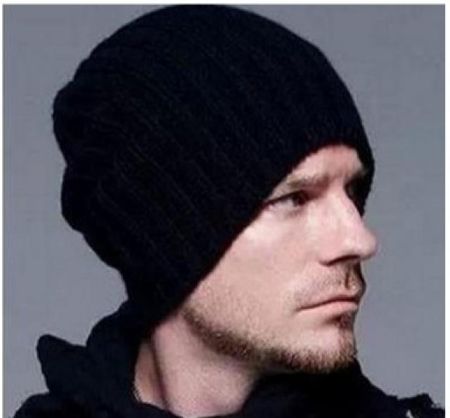 衝撃390円セール★新作 シンプルニット帽 黒 < 男性ファッション  衝撃390円セール★新作 シンプルニット帽 黒  < 男性ファッションの