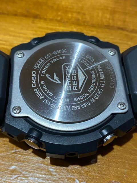 CASIO G-SHOCK GST-W100G カシオ Gショック 電波ソーラー 美品 < ブランド  CASIO G-SHOCK GST-W100G カシオ Gショック 電波ソーラー 美品 < ブランドの