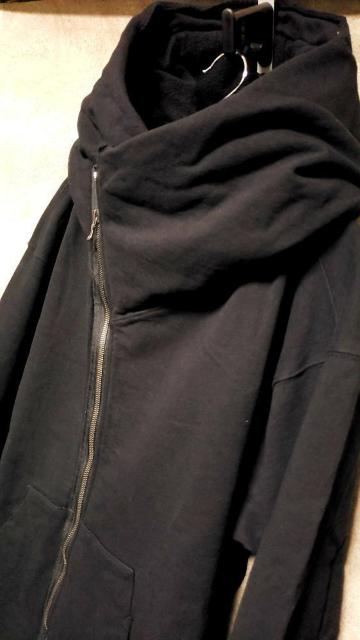 新品JULIUS ユリウス  PADDED ZIP HOODIE ジップパーカー 1 < ブランド  新品JULIUS ユリウス  PADDED ZIP HOODIE ジップパーカー 1 < ブランドの