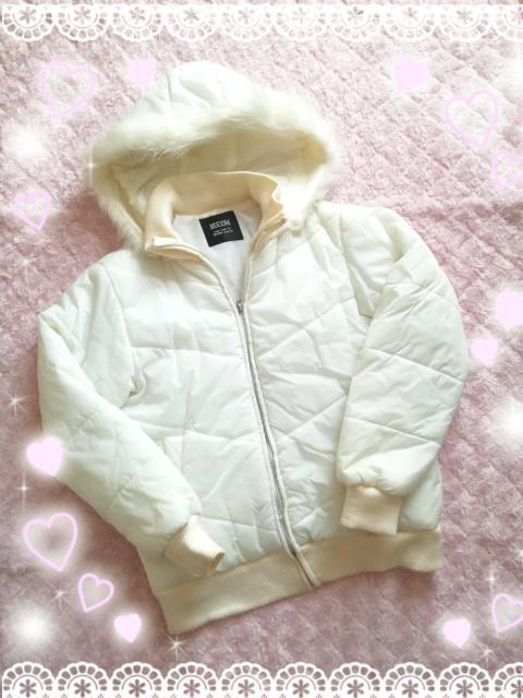 HUCOM*フード付きダウンコート < 女性ファッション  HUCOM*フード付きダウンコート  < 女性ファッションの