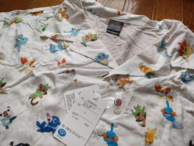 ポケモン シャツ 旅立ちの3匹 アロハシャツ 開襟シャツ L < 男性ファッション ポケモン シャツ 旅立ちの3匹 アロハシャツ 開襟シャツ L < 男性ファッションの