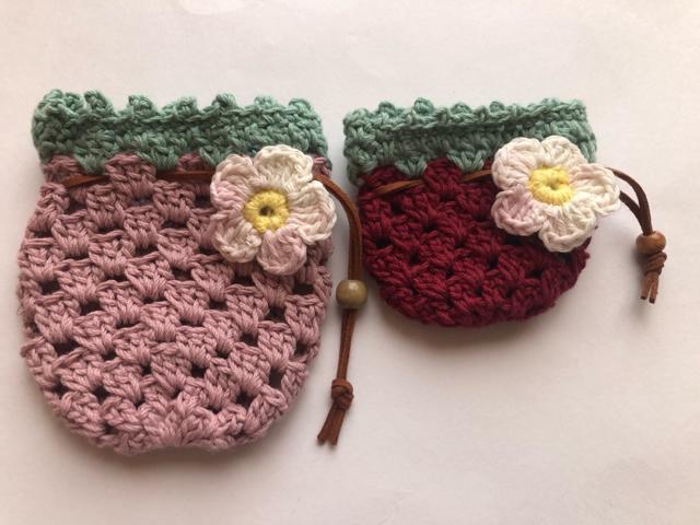 ハンドメイド ポーチ いちご コットン ガーリー < 女性ファッション  ハンドメイド ポーチ いちご コットン ガーリー < 女性ファッションの