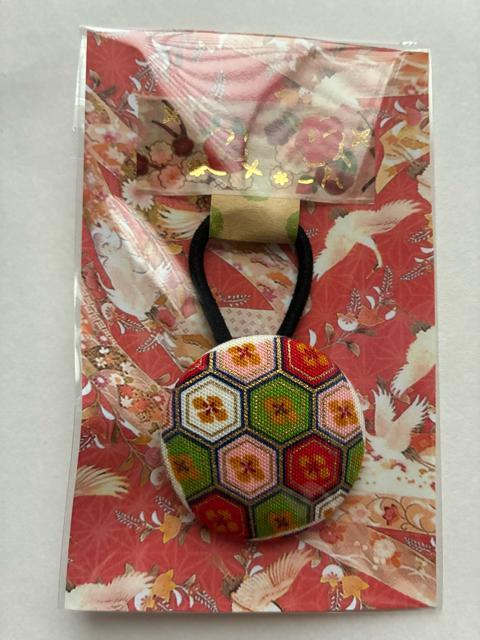 ハンドメイド ヘアゴム 特大 くるみボタン 和柄 < 女性ファッション  ハンドメイド ヘアゴム 特大 くるみボタン 和柄 < 女性ファッションの