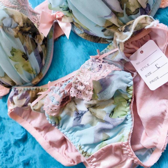 激カワッ。。。F80×L。。お花柄シフォンブラジャー&ショーツセット。。グラマー大きいサイズフラワー清純姫 < 女性ファッション  激カワッ。。。F80×L。。お花柄シフォンブラジャー&ショーツセット。。グラマー大きいサイズフラワー清純姫 < 女性ファッションの