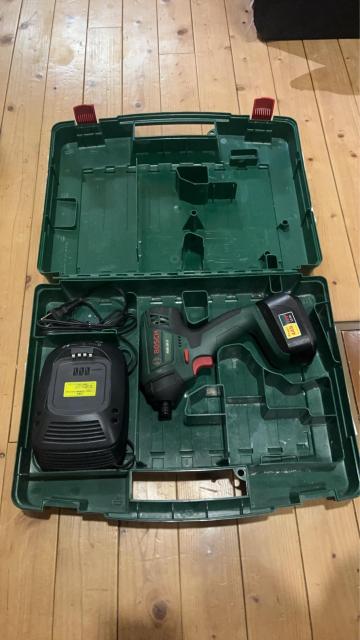 完動品!BOSCH ボッシュ インパクトドライバー PDR18LI-1B < ペット/手芸/園芸 完動品!BOSCH ボッシュ インパクトドライバー PDR18LI-1B < ペット/手芸/園芸の