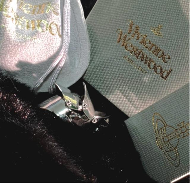 Vivienne Westwood �I�[�u ���S  �A�[�}�[ �����O �� �u�����h�� 