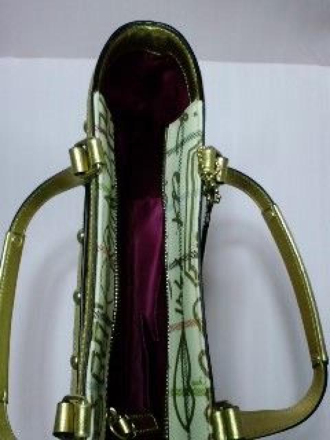 R[`we[WTATOOOtBbNg[g  uh 