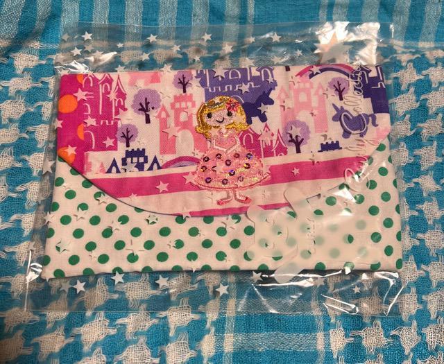 カーリーコレクション ポーチ 未使用 < 女性ファッション  カーリーコレクション ポーチ 未使用  < 女性ファッションの