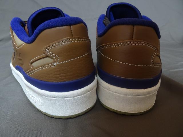 A adidas Skateboarding HEITOR FORUM 84 LOW ADV 25.5aVigp  uh 