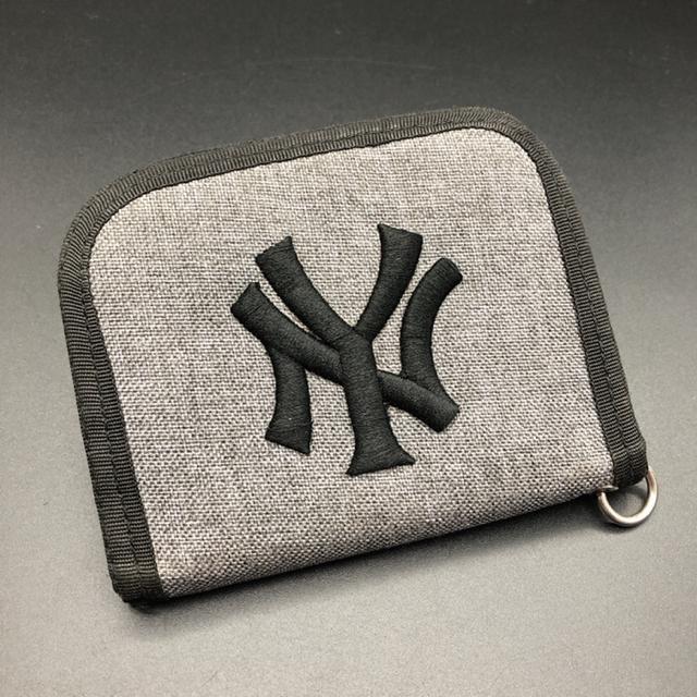 即決 MLB ニューヨークヤンキース 二つ折り財布 < 男性ファッション  即決 MLB ニューヨークヤンキース 二つ折り財布  < 男性ファッションの