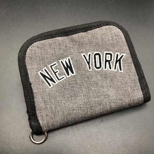 即決 MLB ニューヨークヤンキース 二つ折り財布 < 男性ファッション  即決 MLB ニューヨークヤンキース 二つ折り財布 < 男性ファッションの