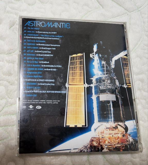 m-floAoASTROMANTIC  CD/DVD/rfI 