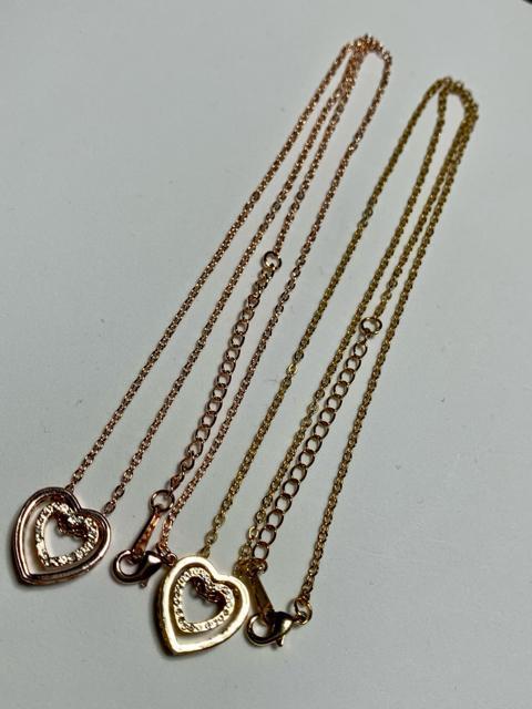 ダブルハートデザインネックレス(ピンク&イエロー)   2本組セット オマケ付き < 女性アクセサリー/時計  ダブルハートデザインネックレス(ピンク&イエロー)   2本組セット オマケ付き < 女性アクセサリー/時計の