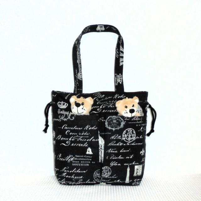 @◆エッフェル塔・凱旋門・パリ×黒地◆外ポケットA持ち手付き巾着バッグ◆ < 女性ファッション  @◆エッフェル塔・凱旋門・パリ×黒地◆外ポケットA持ち手付き巾着バッグ◆ < 女性ファッションの