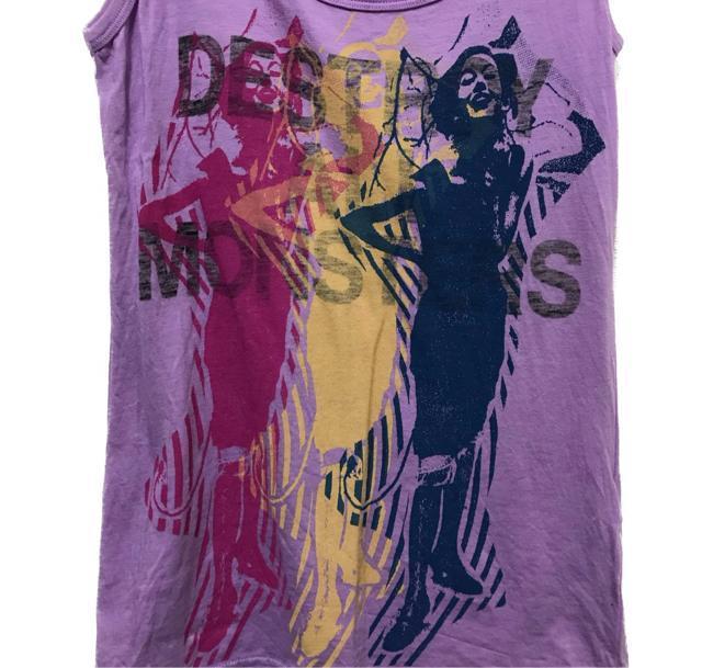 ヒステリックグラマー DAMコラボ ロゴ プリント 総柄 ノースリーブ トップス < ブランド ヒステリックグラマー DAMコラボ ロゴ プリント 総柄 ノースリーブ トップス < ブランドの