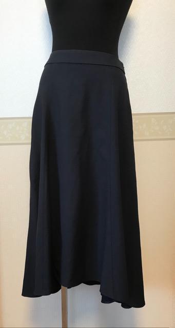 SPLENDINA アシメフレアースカート 紺 < 女性ファッション  SPLENDINA アシメフレアースカート 紺  < 女性ファッションの