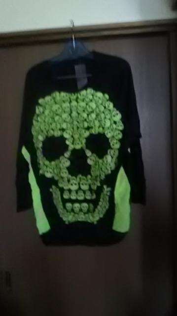 3*新品*スカル*長袖Tシャツ < 女性ファッション 3*新品*スカル*長袖Tシャツ < 女性ファッションの