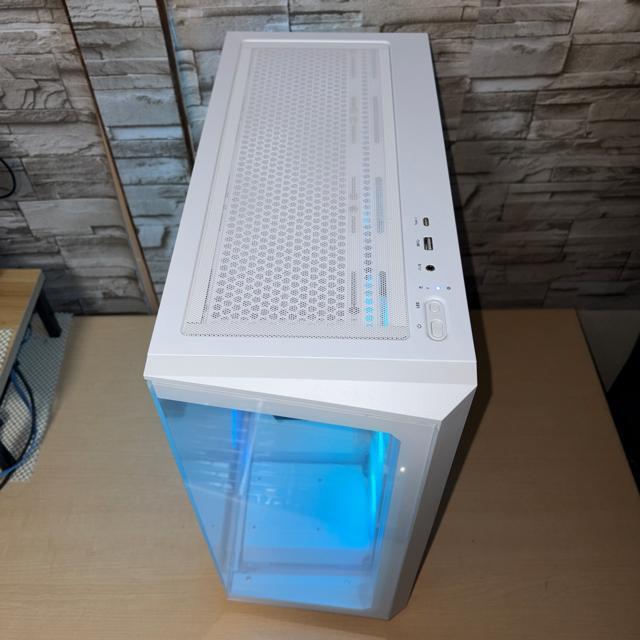 yقڐVizQ[~OPC Ryzen7 7800X3D RX9070XT SSD1TB 32GB 850W  PC{/Ӌ@ 