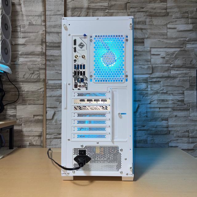 yقڐVizQ[~OPC Ryzen7 7800X3D RX9070XT SSD1TB 32GB 850W  PC{/Ӌ@ 