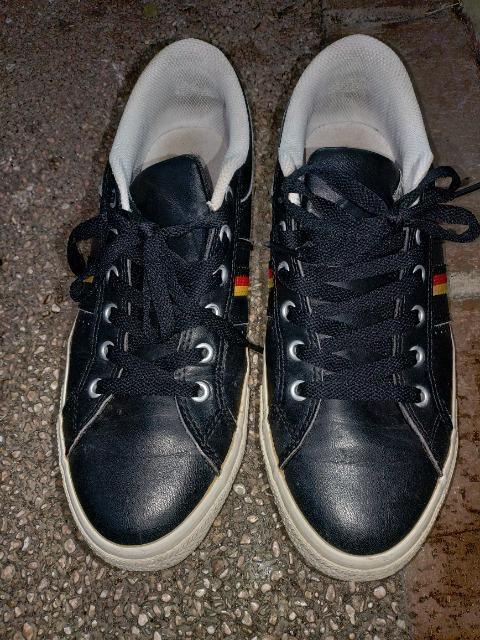 CONVERSE ローカットスニーカー コンバース サイズ26cm ドイツ柄 < ブランド CONVERSE ローカットスニーカー コンバース サイズ26cm ドイツ柄 < ブランドの