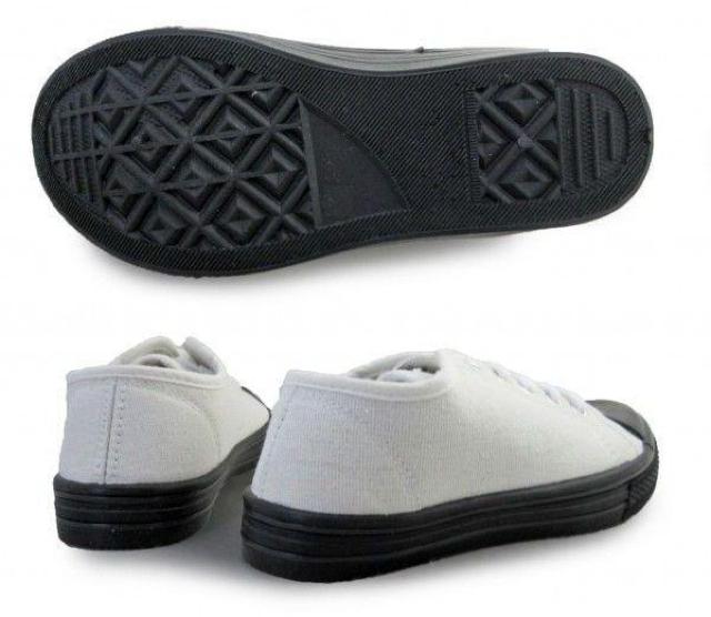 1円~CC210新品AAAローカット/レースアップスニーカー16a白×黒 < キッズ/ベビー  1円~CC210新品AAAローカット/レースアップスニーカー16a白×黒 < キッズ/ベビーの