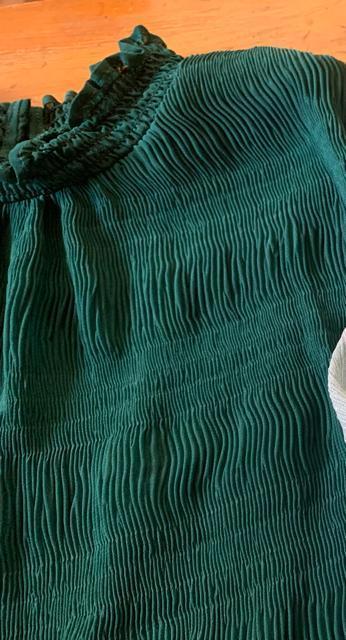 3枚緑色レースブラウス フリル ハイネック 長いスカート 送料無料 < 女性ファッション  3枚緑色レースブラウス フリル ハイネック 長いスカート 送料無料  < 女性ファッションの